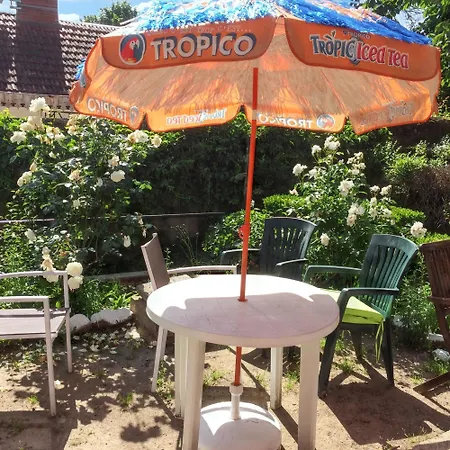 Accueillant A Les Bains 20 M² Proche Thermes Апартаменты Нери-ле-Бен